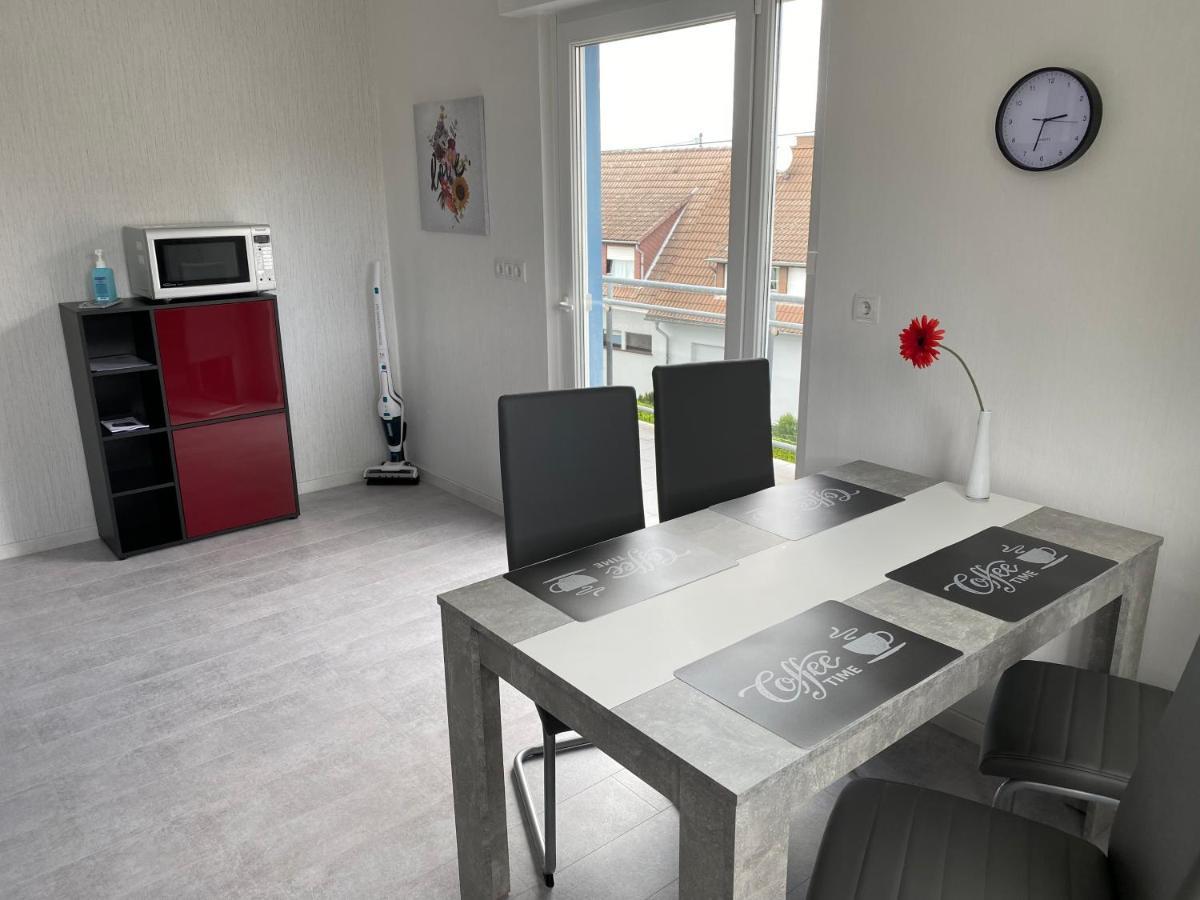 Helle Moderne Ferienwohnung, Naehe Koblenz Am Rhein Weitersburg Exterior photo